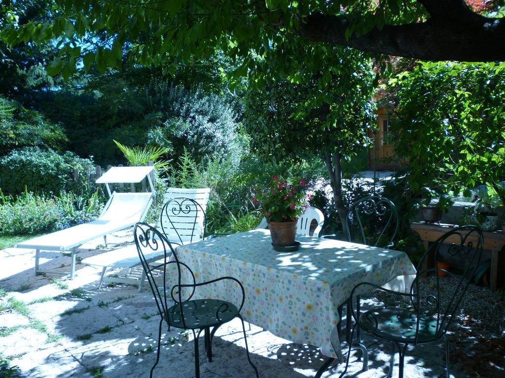 B&B Villa Dei Pini Domegliara 외부 사진