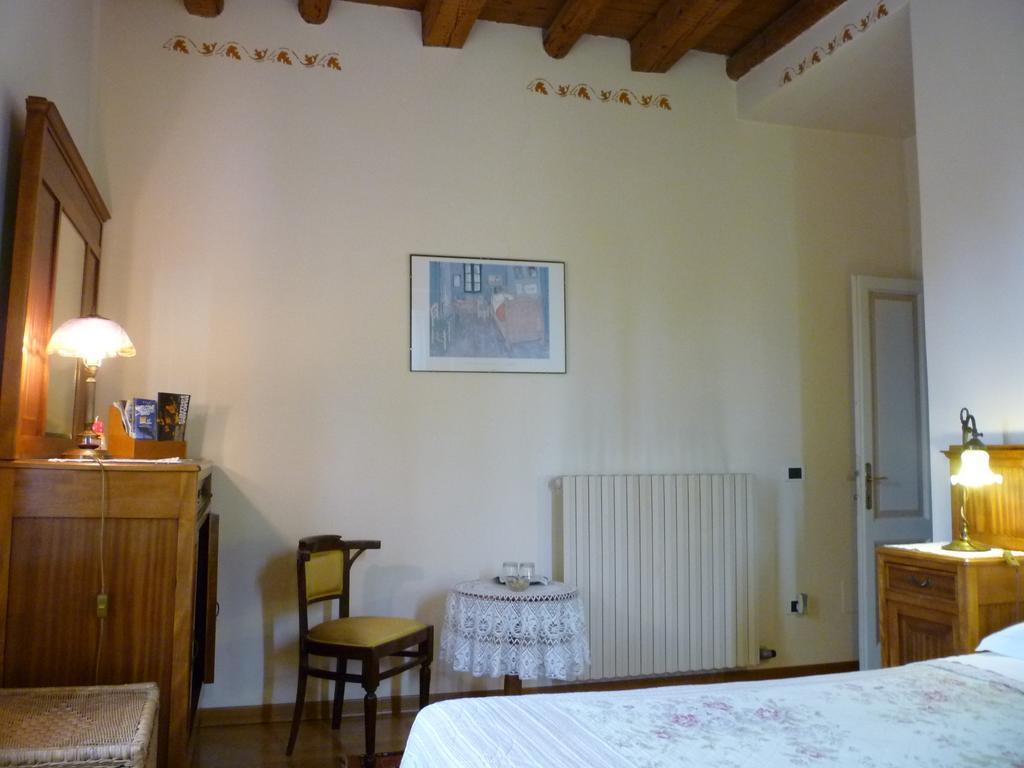 B&B Villa Dei Pini Domegliara 외부 사진
