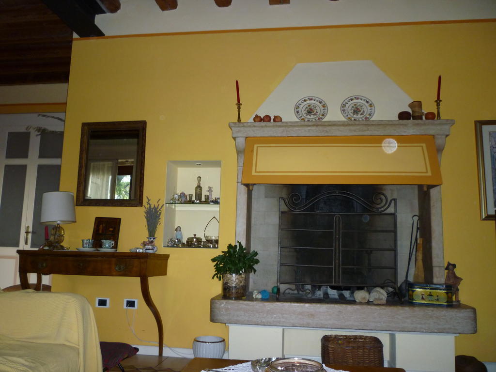 B&B Villa Dei Pini Domegliara 외부 사진