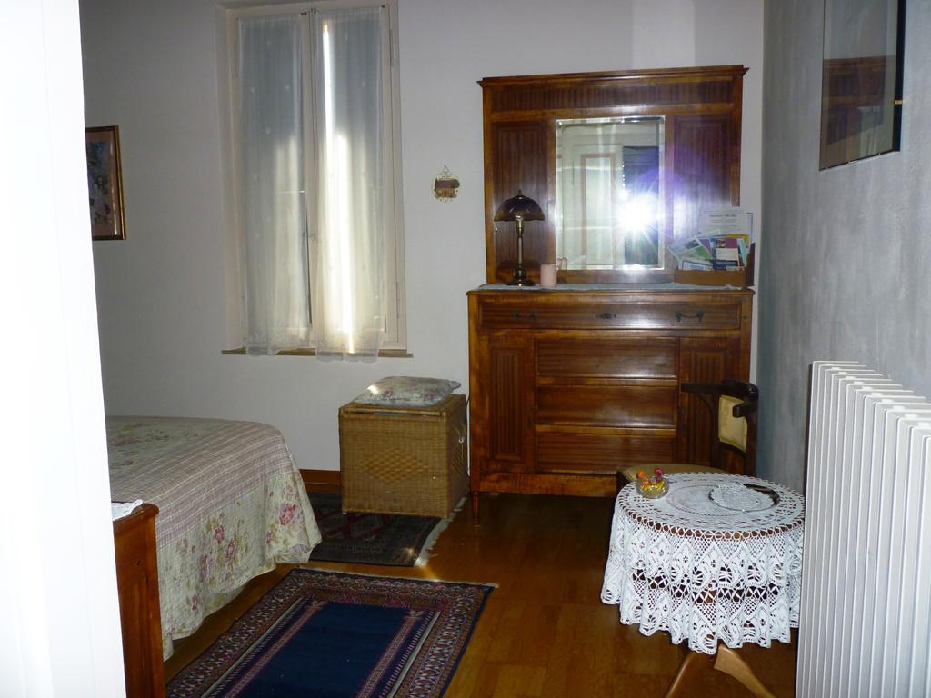 B&B Villa Dei Pini Domegliara 객실 사진